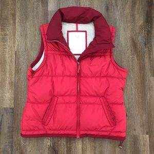 American Eagle Hot Pink Zip Up Puffer Vest